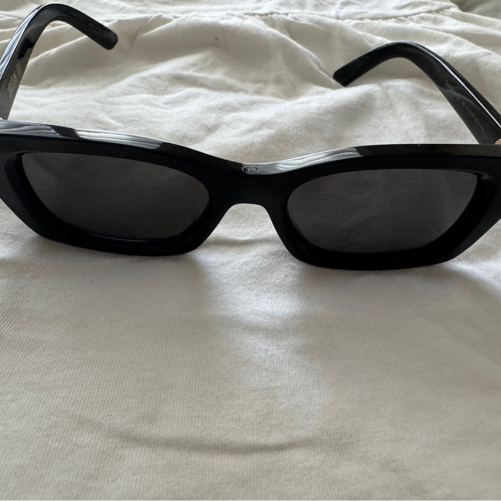 Dior Black Rectangular Sunglasses With Dark Lenses - image 5